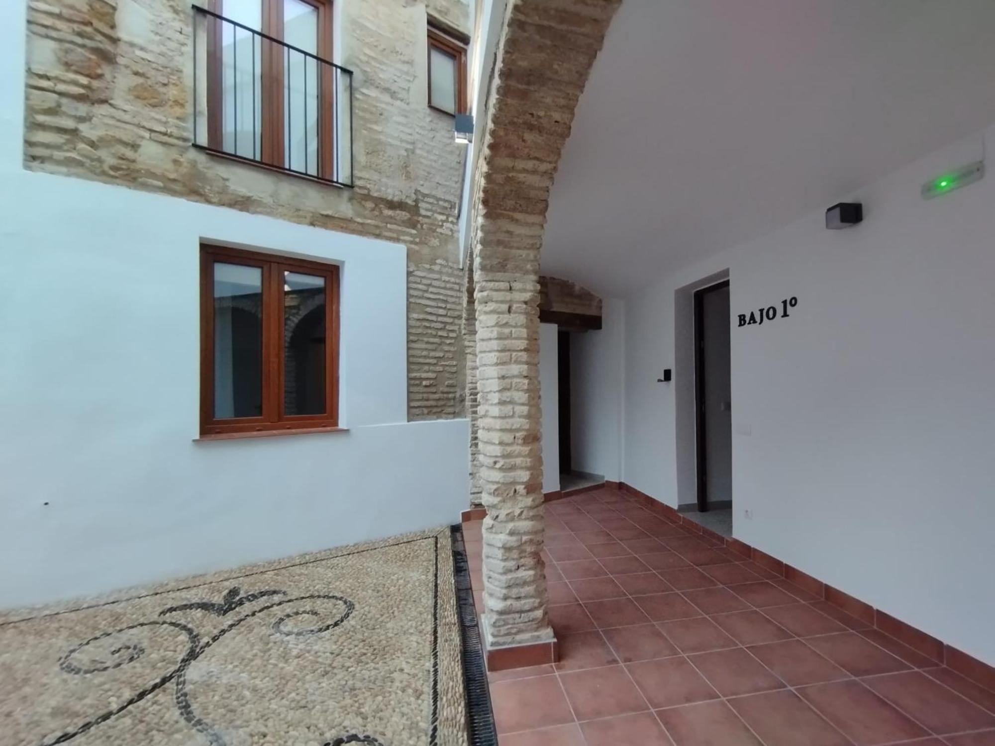 Apartamentos Miguel De Cervantes Centro Cordoba Exterior photo