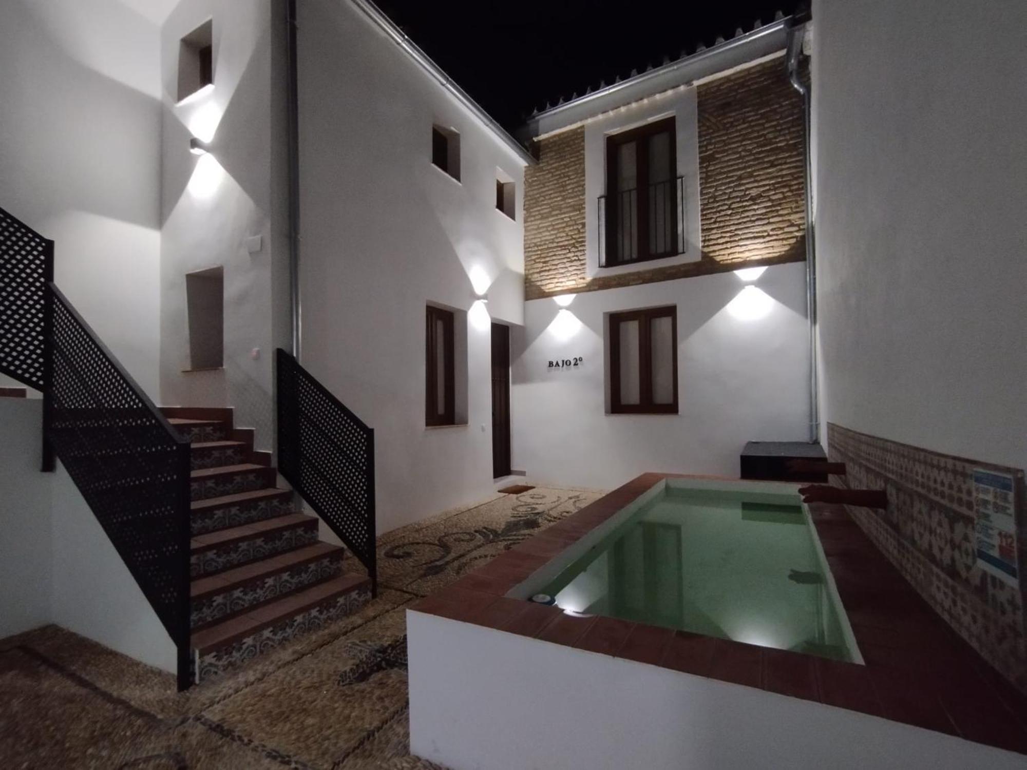 Apartamentos Miguel De Cervantes Centro Cordoba Exterior photo